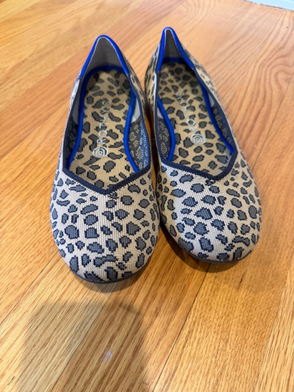 Rothy's size 10 Women’s Leopard-Print Flats with Blue Trim